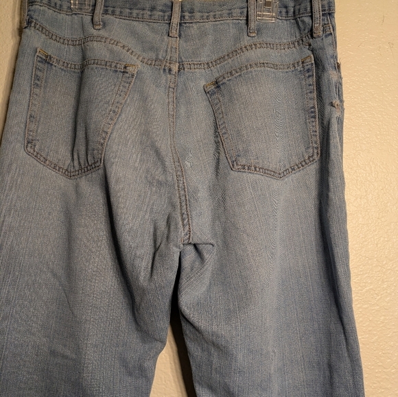 old Navy Men's Light Blue Jeans Pre-owned Size 36x30 Classic Fit - Picture 8 of 11